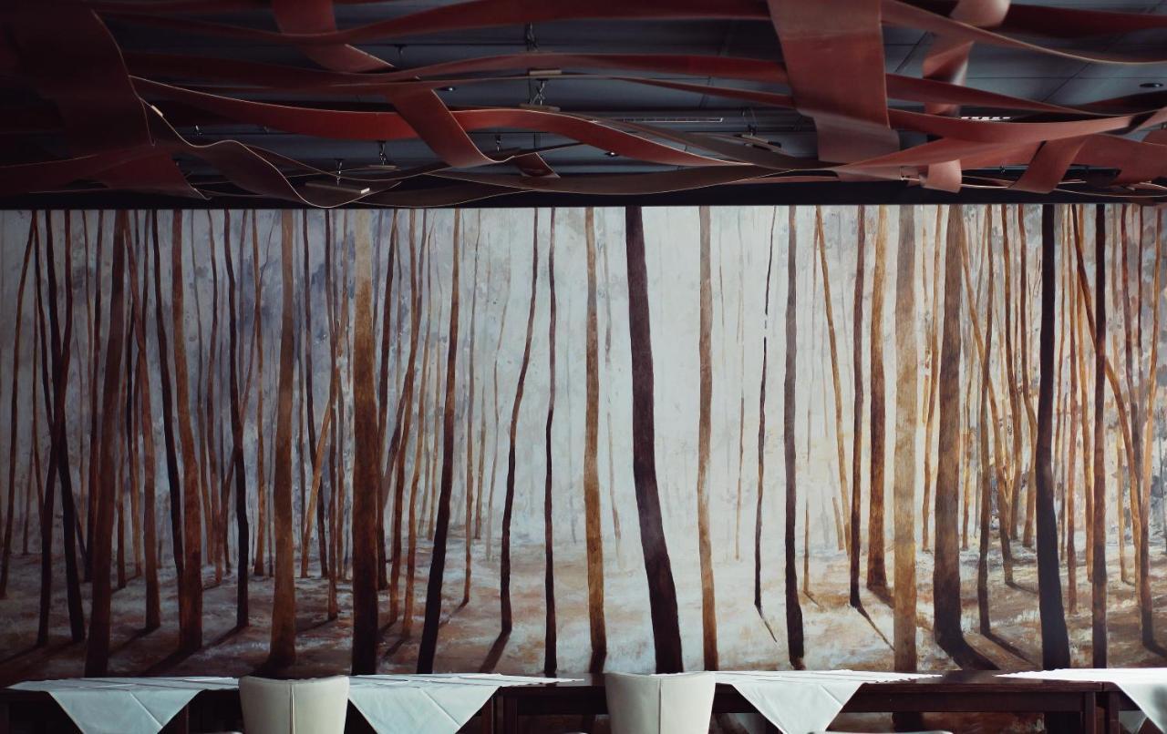 Bergwirtschaft Wilder Mann Hotel Und Restaurant ドレスデン エクステリア 写真