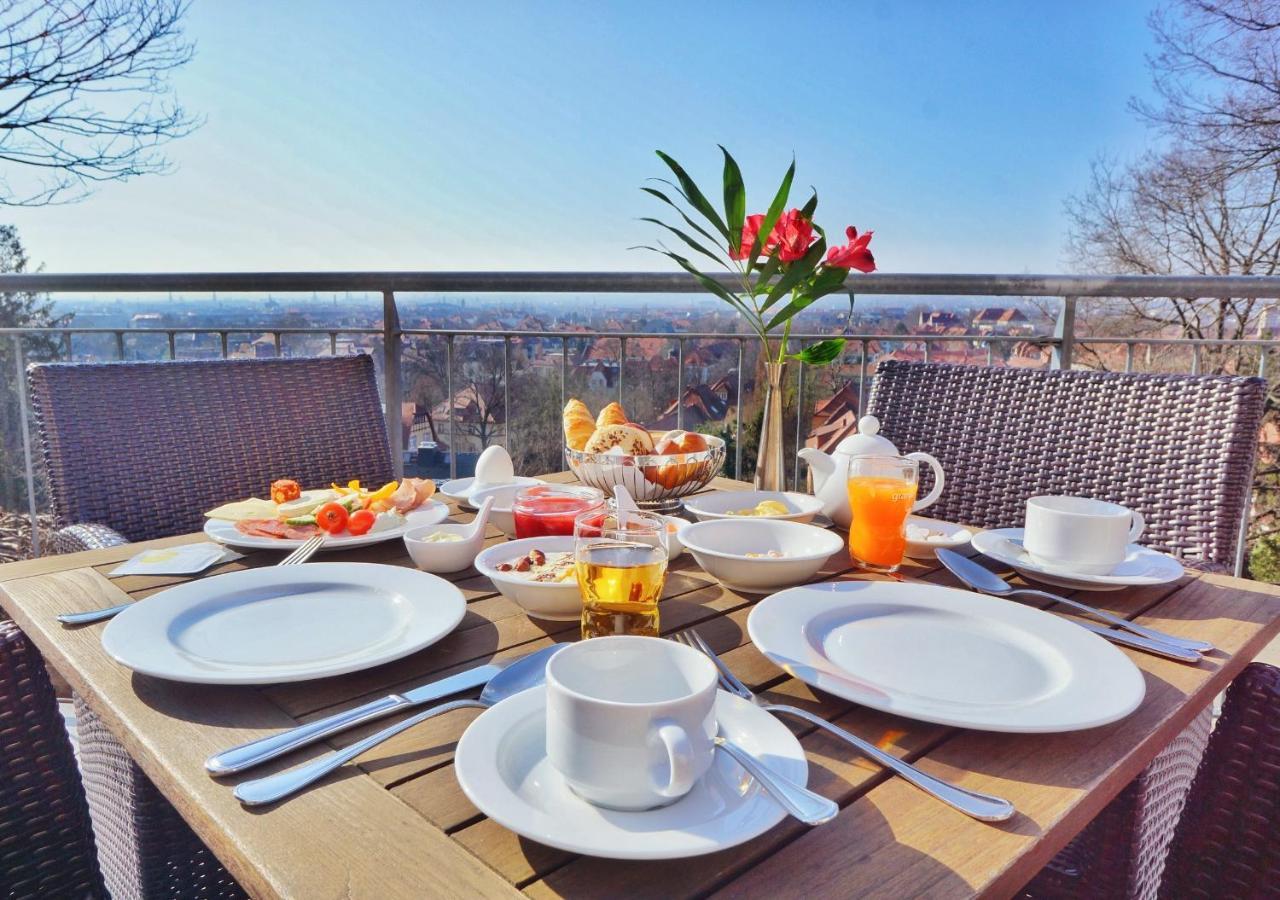Bergwirtschaft Wilder Mann Hotel Und Restaurant ドレスデン エクステリア 写真