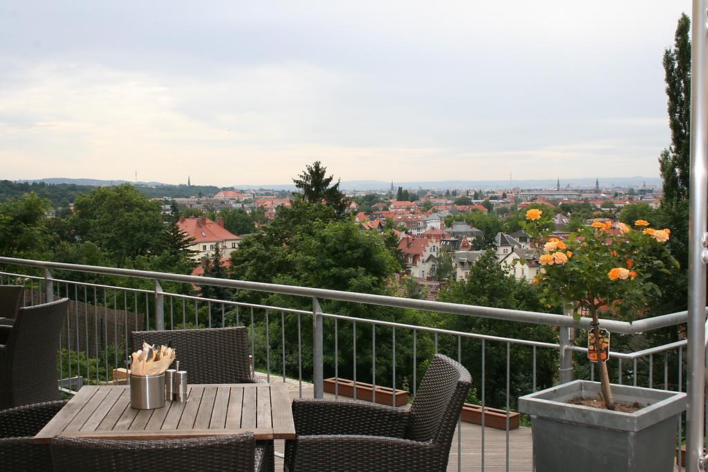 Bergwirtschaft Wilder Mann Hotel Und Restaurant ドレスデン エクステリア 写真